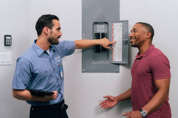 Do You Need Electrical Panel Repair or Replacement? Here’s How To Tell