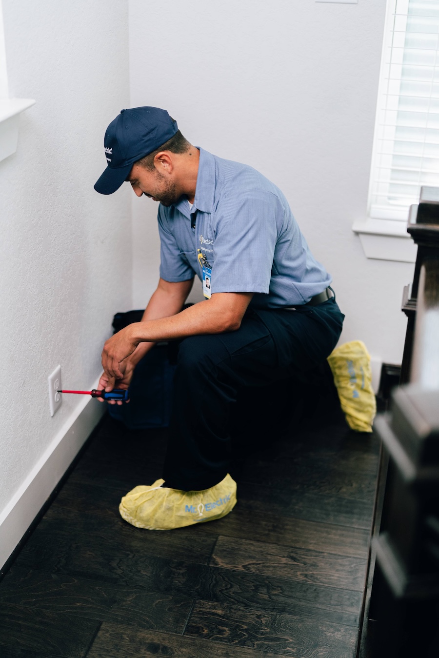 Electrical Outlet Replacement in Cupertino, CA