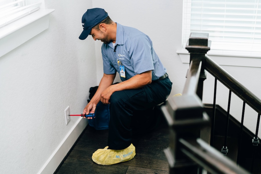 Electrical Outlet Replacement in Sunnyvale, CA